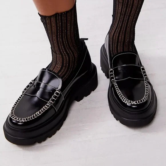 G.H. Bass & Co. | Shoes | Gh Bass Co Black Loafers With 